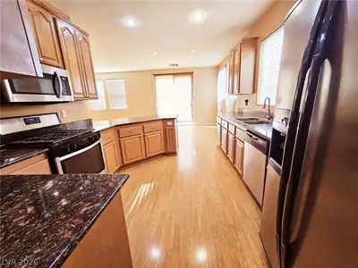 11066 VILLAGE RIDGE Lane, Las Vegas, NV 89135 Kitchen