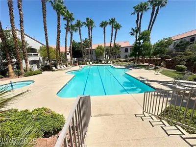 700 Carnegie Street 2523, Henderson, NV 89052 Pool