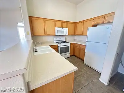 700 Carnegie Street 2523, Henderson, NV 89052 Kitchen