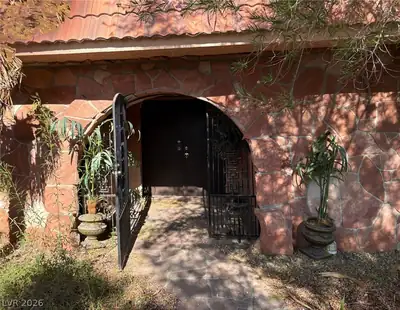 3167 El Cedro Circle, Las Vegas, NV 89121 Entry