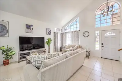 5620 Indian Ridge Drive, North Las Vegas, NV 89031 Living Room