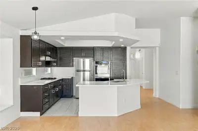 9116 Dove River Road, Las Vegas, NV 89134 Kitchen