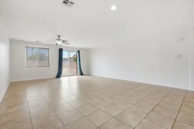 4744 High Anchor Street, Las Vegas, NV 89121 Living Room