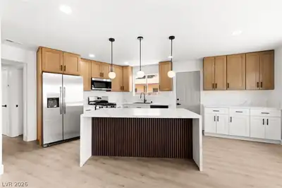 4736 Newton Drive, Las Vegas, NV 89121 Kitchen