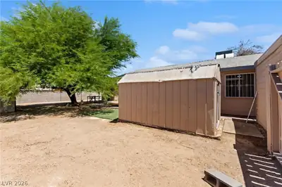 4736 Newton Drive, Las Vegas, NV 89121 Yard
