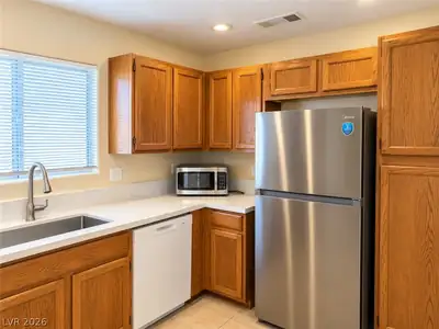5323 Hanging Tree Lane, Las Vegas, NV 89118 Kitchen