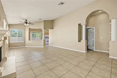 1816 Glenwillow Drive, Las Vegas, NV 89117 