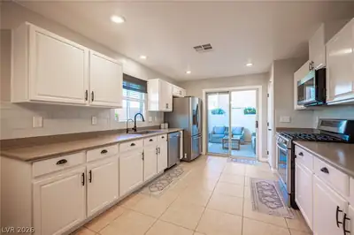 9304 Buttercup Court, Las Vegas, NV 89149 Kitchen
