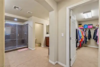 6368 Stag Hollow Court, Las Vegas, NV 89139 Primary Bathroom