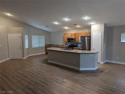 4648 Mountain Tree Street, North Las Vegas, NV 89031 Kitchen