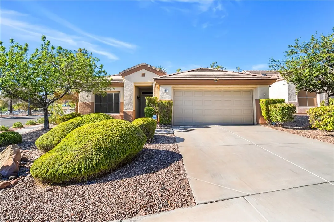 499 ELM HOLLOW Court, Henderson, NV 89012
