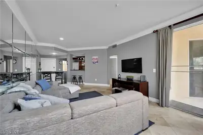 220 East Flamingo Road 117, Las Vegas, NV 89169 Living Room