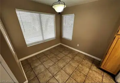 5710 East Tropicana Avenue 1070, Las Vegas, NV 89122 Dining Area