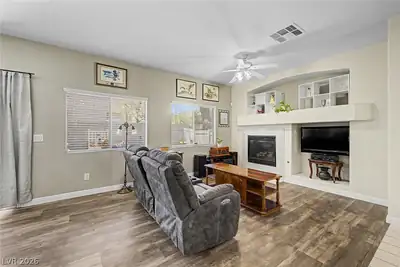 6041 Turning Spoke Trail 102, Henderson, NV 89011 Living Room