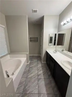 6867 Dragonfly Rock Street, Las Vegas, NV 89148 Primary Bathroom