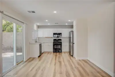 1134 Cathedral Ridge Street, Henderson, NV 89052 Kitchen