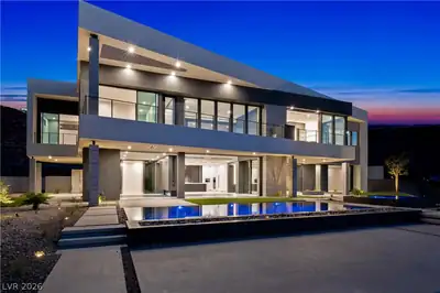 25 Boulderback Drive Henderson, NV 89012