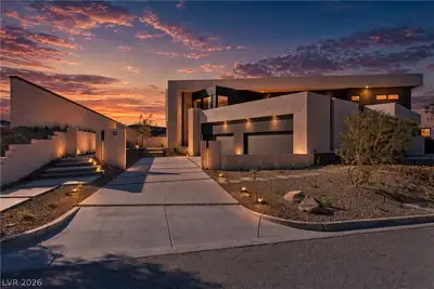 25 Boulderback Drive, Henderson, NV 89012 Front of Structure