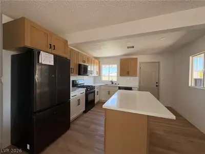 148 Fir Street, Henderson, NV 89015 Kitchen
