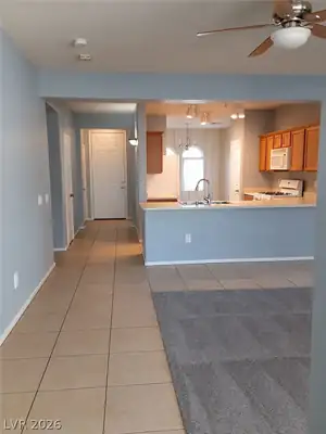 7242 Platinum Creek Street, Las Vegas, NV 89131 