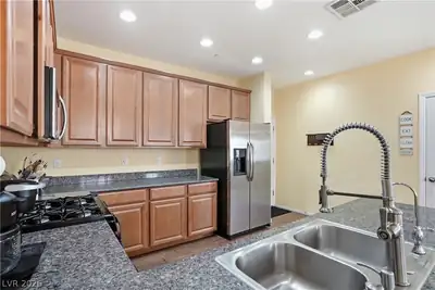 783 Calamus Palm Place, Henderson, NV 89011 Kitchen
