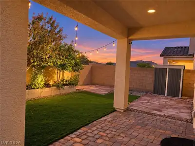142 Antimony Avenue Las Vegas, NV 89183