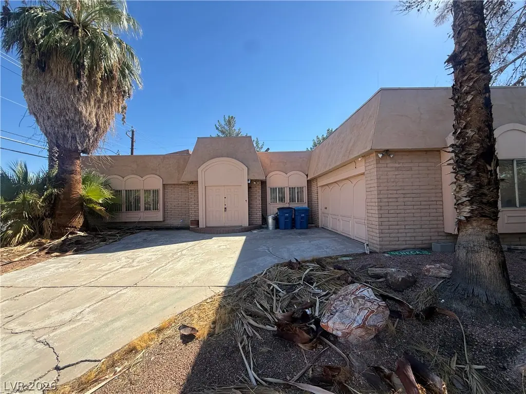 1747 East Desert Inn Road, Las Vegas, NV 89169