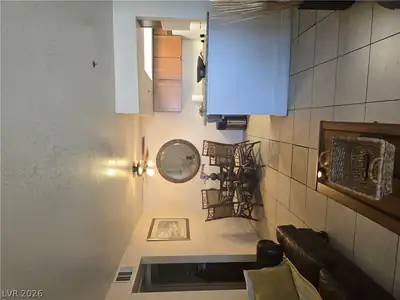 4200 South Valley View Boulevard 2117, Las Vegas, NV 89103 Dining Area