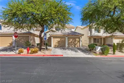 7564 Durham Hall Avenue 201, Las Vegas, NV 89130 Front of Structure