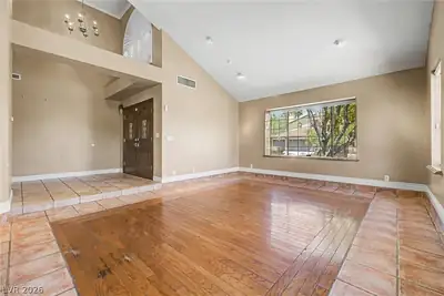 6815 Trinity Court, Las Vegas, NV 89146 Living Room