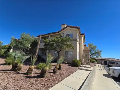 8501 West University Avenue 2074 Las Vegas, NV 89147