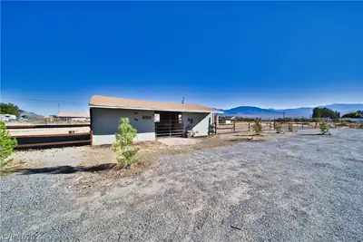 1380 Lanette Circle, Pahrump, NV 89060 Yard