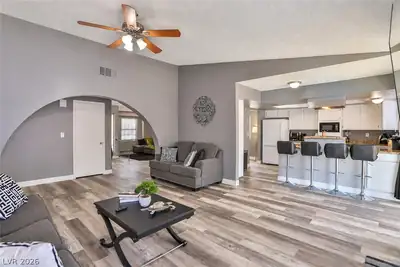 533 Sheffield Drive, Henderson, NV 89014 Living Room