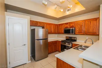 8805 Jeffreys Street 1093, Las Vegas, NV 89123 Kitchen