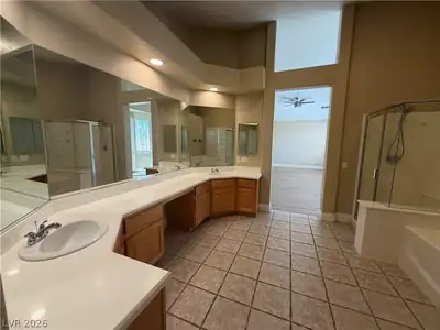 8330 Coyado Street, Las Vegas, NV 89123 Primary Bathroom