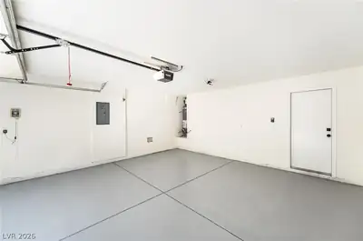 11602 Andorra Street, Las Vegas, NV 89183 Garage