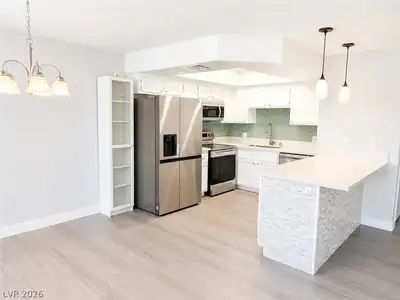 8410 Eldora Avenue 2078, Las Vegas, NV 89117 Kitchen
