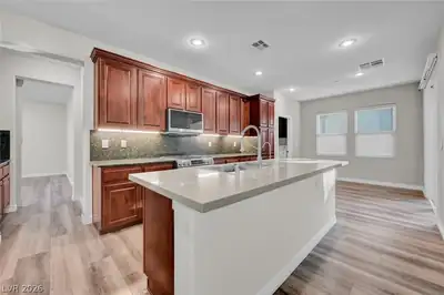 10510 Ardsley Lane, Las Vegas, NV 89135 Kitchen