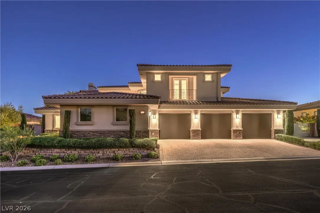 9727 Dream Brook Court, Las Vegas, NV 89149