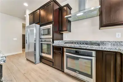 9729 Ponderosa Skye Court, Las Vegas, NV 89166 Kitchen