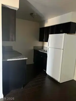 2616 Lynnwood Street 3, Las Vegas, NV 89109 Kitchen