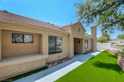 5257 Crooked Valley Drive, Las Vegas, NV 89149 Side of Structure