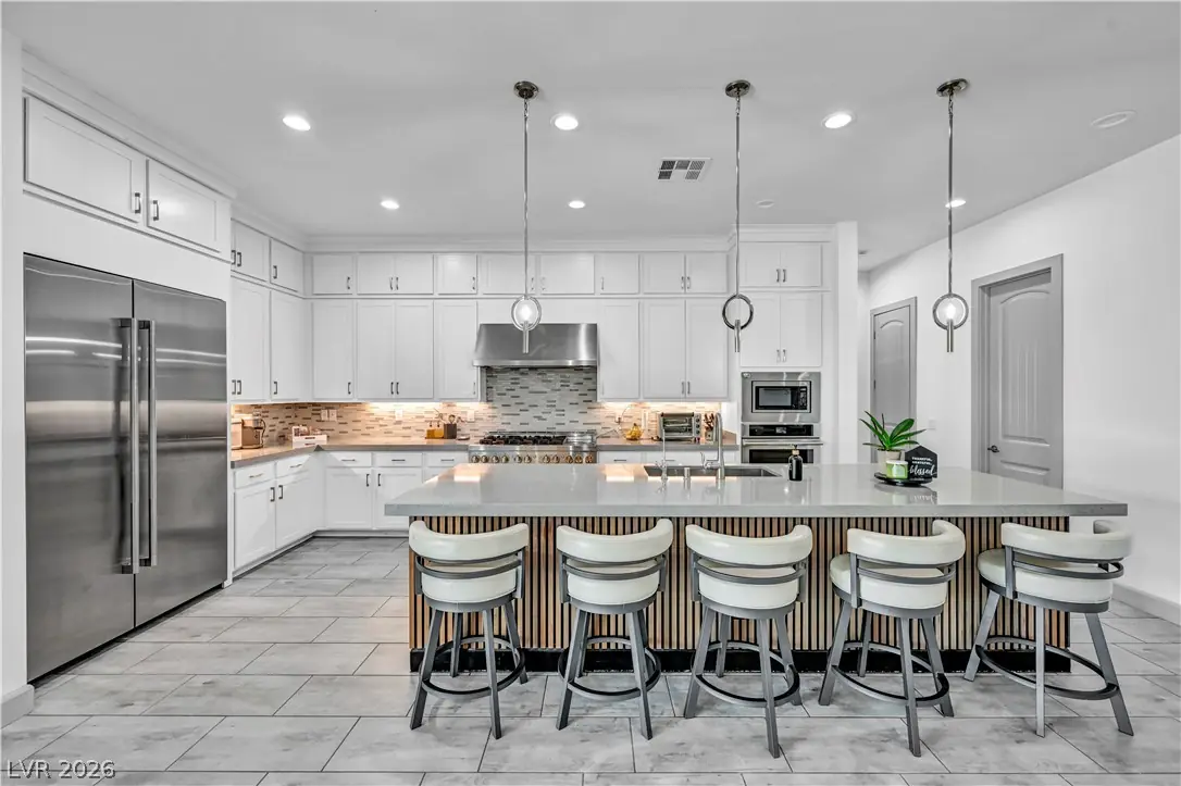 9712 South Tenaya Way, Las Vegas, NV 89178