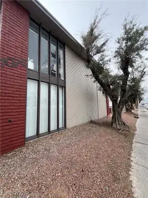 1075 East Desert Inn Road 2, Las Vegas