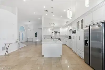 7360 Darby Avenue, Las Vegas, NV 89117 Kitchen