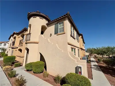50 Aura De Blanco Street 15101 Henderson, NV 89074