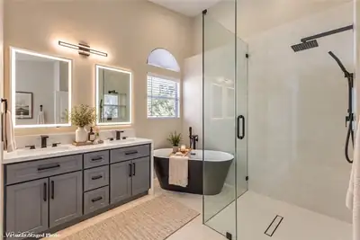7633 Prairie Corners Drive, Las Vegas, NV 89128 Primary Bathroom