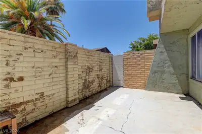 4441 Sirius Avenue, Las Vegas, NV 89102 Patio