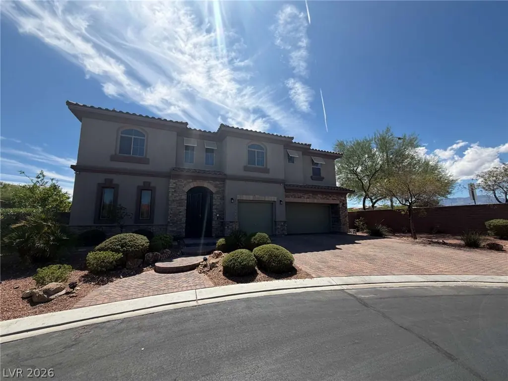 8393 Bella Famiglia Avenue, Las Vegas, NV 89178