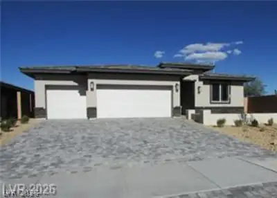 988 Gentle Swan Street Henderson, NV 89011